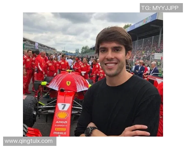 足球明星卡卡中国行精彩瞬间回顾与球迷互动盛况分析